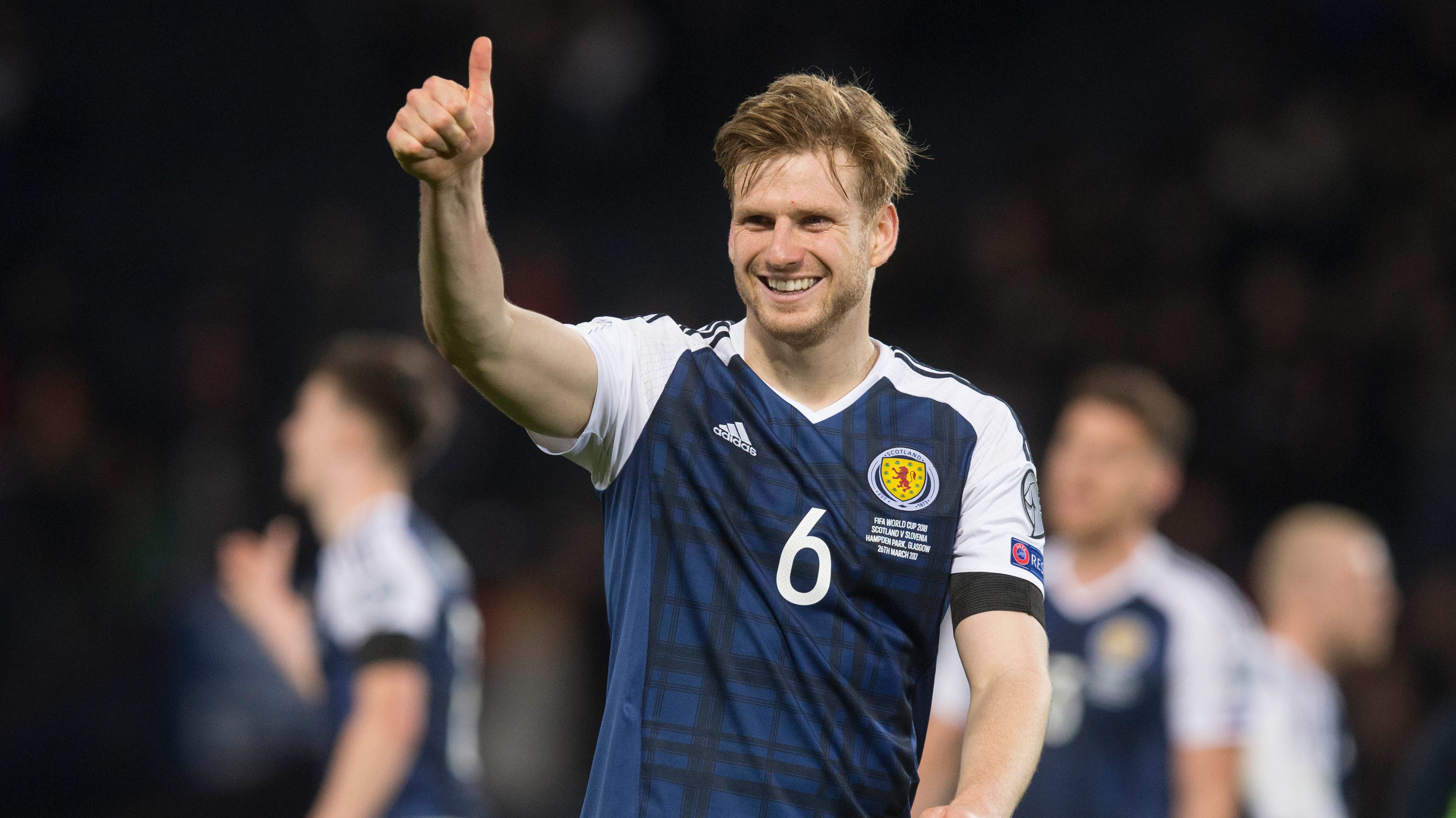 Stuart Armstrong - Nhạc Công Tuyến Giữa Đầy Kỹ Thuật mà Cầu Thủ Chúng Ta Cần Stuart Armstrong - Nhạc Công Tuyến Giữa Đầy Kỹ Thuật mà Cầu Thủ Chúng Ta Cần